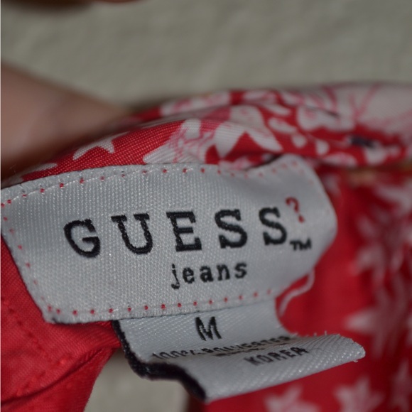 Guess halter open back tied red pattern crop top - Picture 4 of 7